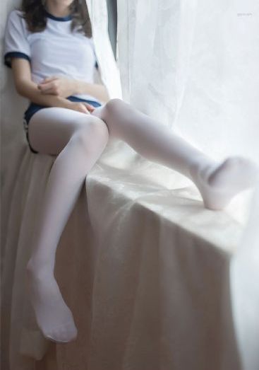 女朋友的母亲完整视频带翻译