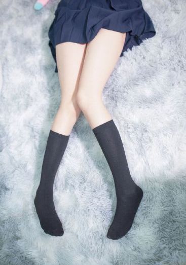 为什么老师在这里第一季第一集