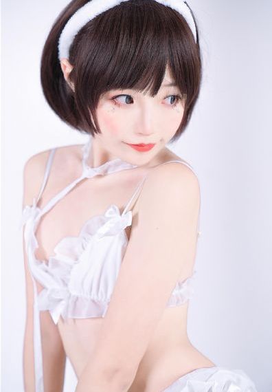 内衣办公室动画
