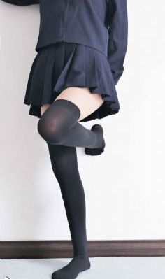 里番绅士库全彩在线观看
