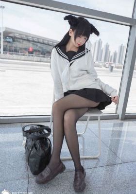 老卫抱着淑蓉进房间第九集