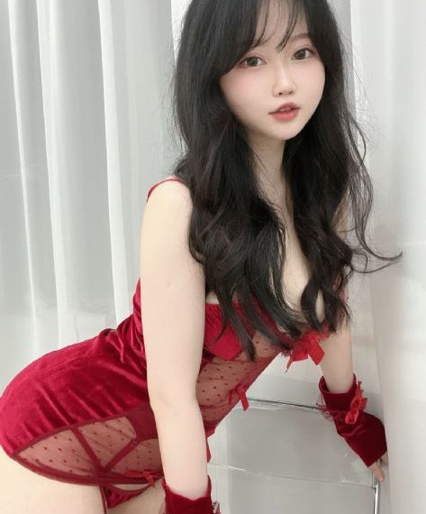 动漫人物互相差差